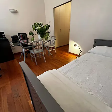 Apartment Charme Skyline Brothers Milan